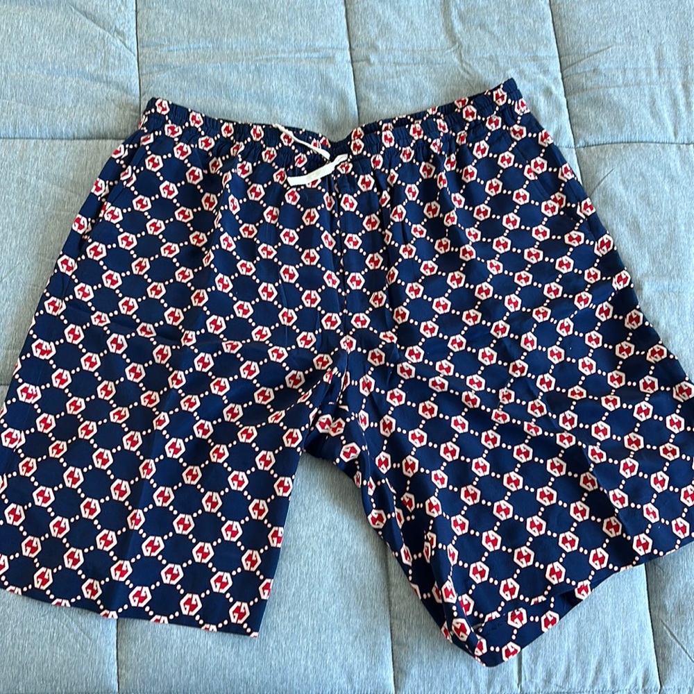 Gucci silk like shorts